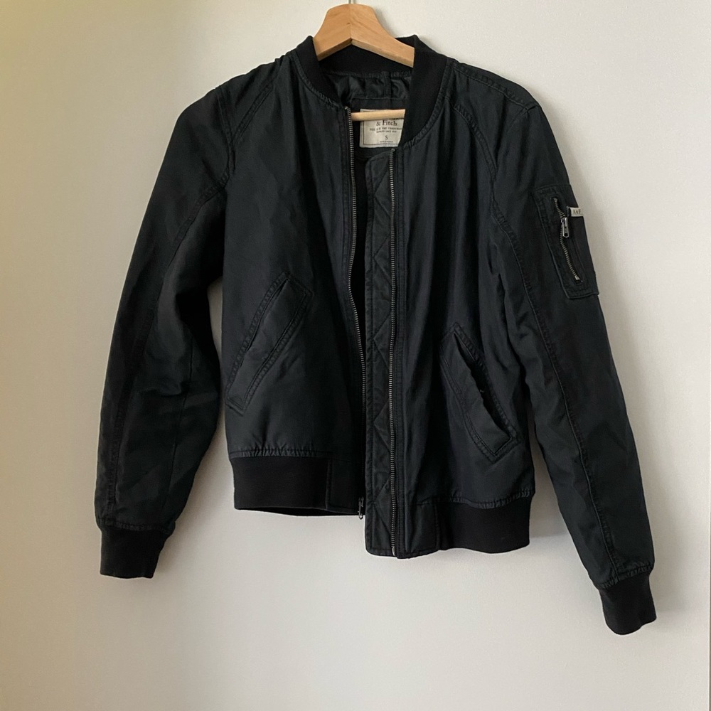 Women’s Abercrombie Black bomber jacket size small perfect condition